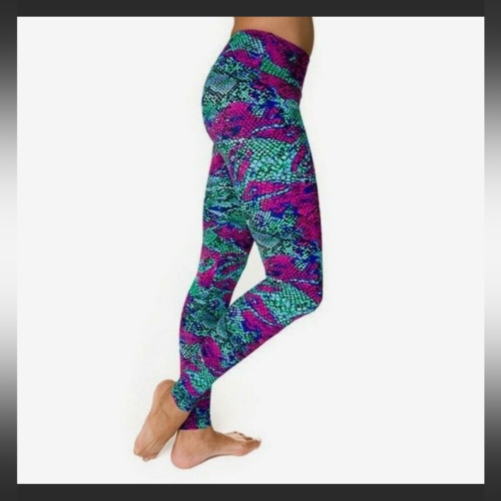 Onzie Colorful Leggings Purple And Green Snake Skin Print Neon Bright Magenta
